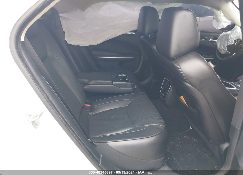 2019 CHRYSLER 300 LIMITED VIN: 2C3CCAEG0KH693719