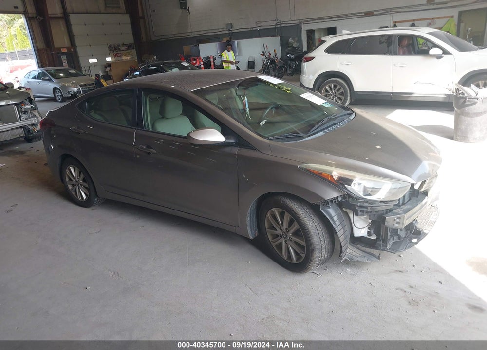 2015 HYUNDAI ELANTRA SE VIN: 5NPDH4AE6FH582757