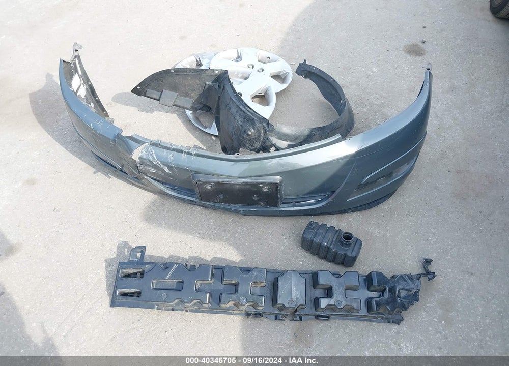 2009 SATURN AURA XE VIN: 1G8ZS57B99F104660