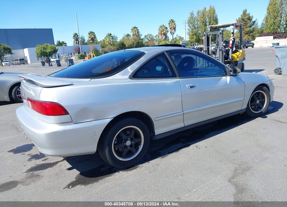 1998 ACURA INTEGRA GS VIN: JH4DC4467WS009045