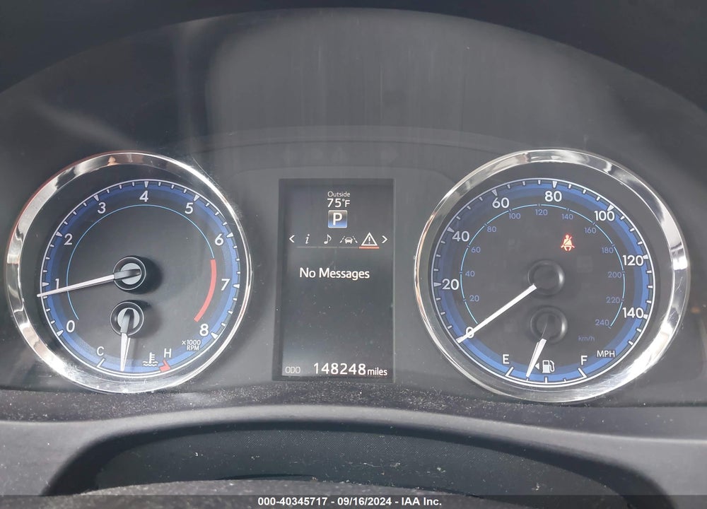 2017 TOYOTA COROLLA SE VIN: 5YFBURHE2HP644828