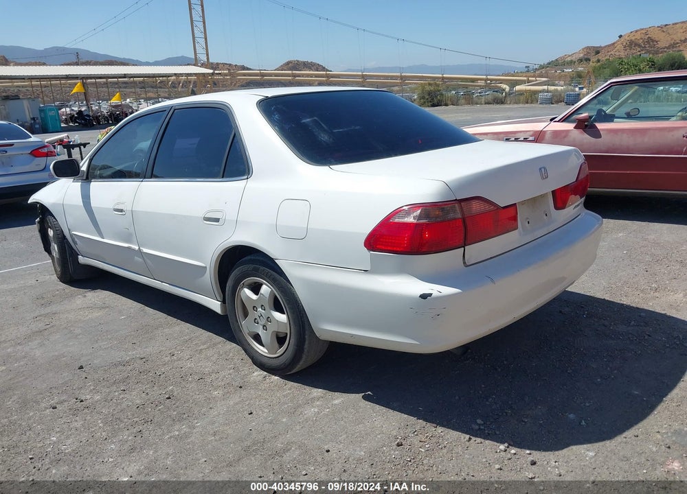 1999 HONDA ACCORD EX V6 VIN: 1HGCG1658XA003901