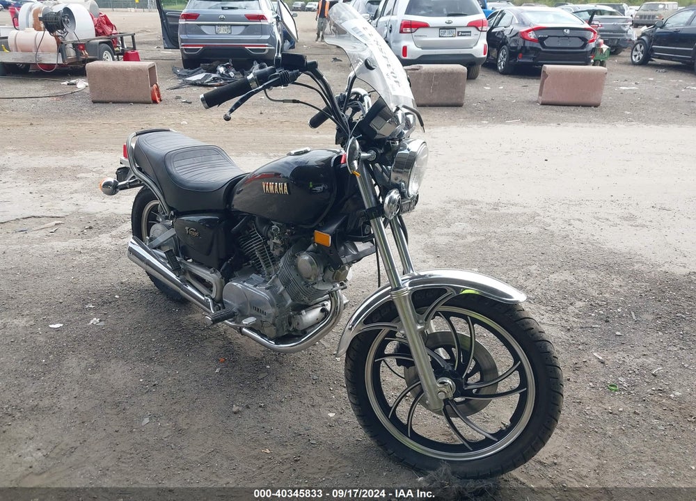 1982 YAMAHA XV750 VIN: JYA4X7009CA221824
