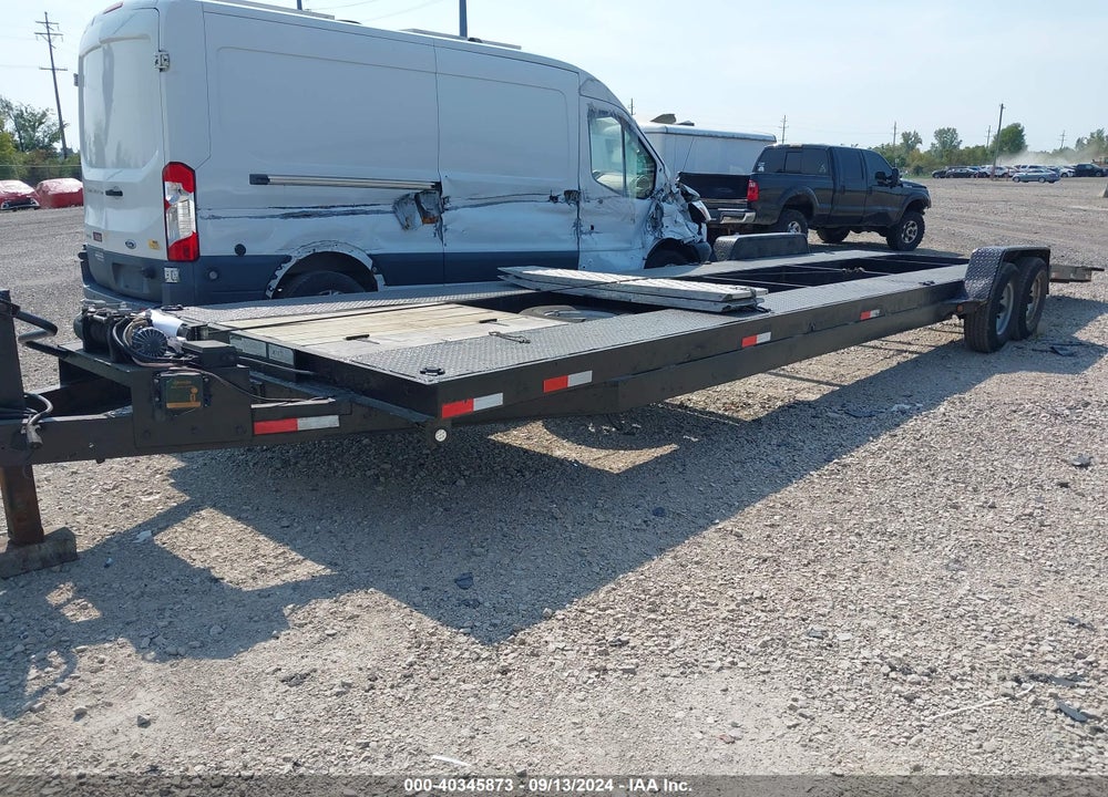 2010 KAUFMAN 32 FOOT TRAILER VIN: 5VGFC342XAL002659