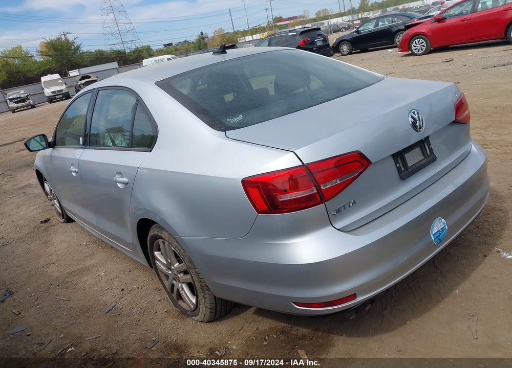 2015 VOLKSWAGEN JETTA 2.0L S VIN: 3VW2K7AJ9FM352547