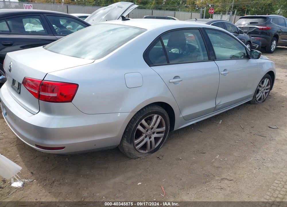 2015 VOLKSWAGEN JETTA 2.0L S VIN: 3VW2K7AJ9FM352547