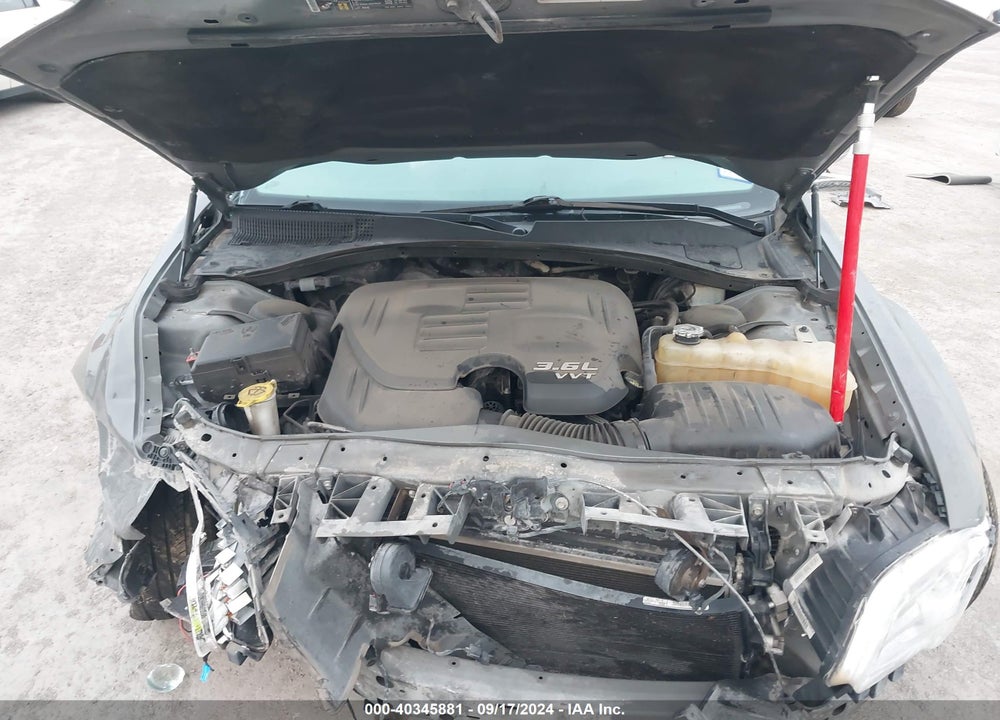 2019 CHRYSLER 300 LIMITED VIN: 2C3CCAEG4KH538056