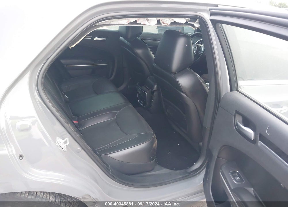 2019 CHRYSLER 300 LIMITED VIN: 2C3CCAEG4KH538056
