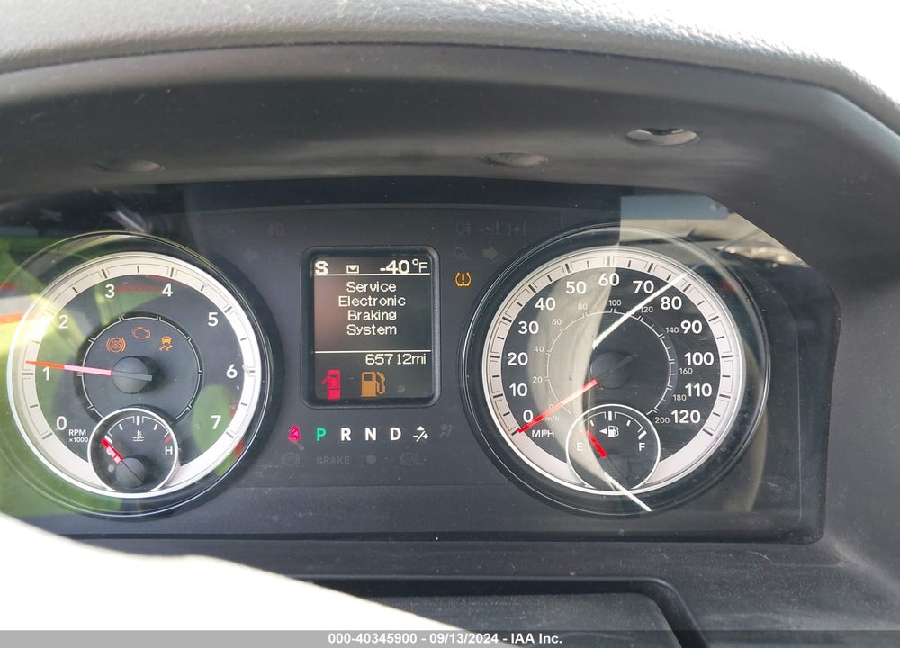 2017 RAM 1500 EXPRESS 4X2 5'7 BOX VIN: 3C6RR6KT3HG745623