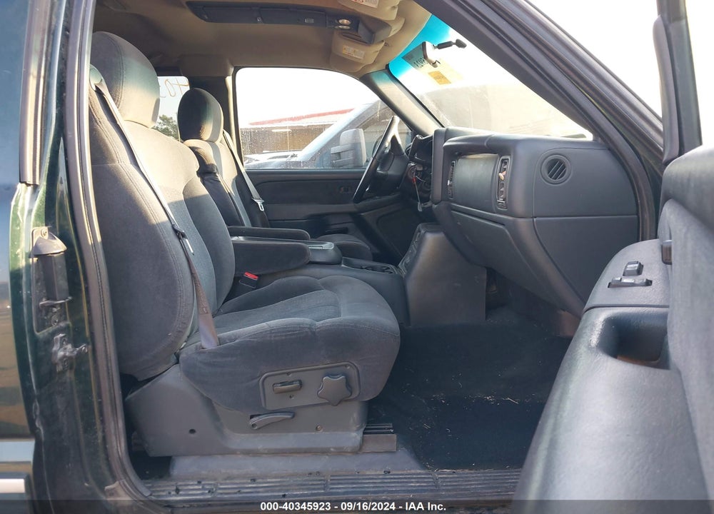 2002 CHEVROLET SILVERADO 2500HD LS VIN: 1GCHK29U22E140426