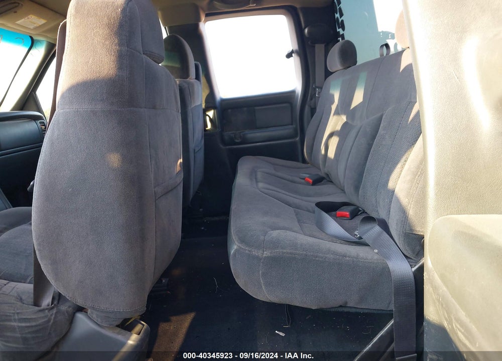 2002 CHEVROLET SILVERADO 2500HD LS VIN: 1GCHK29U22E140426