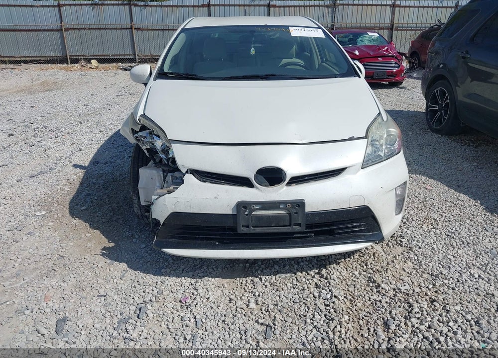 2015 TOYOTA PRIUS TWO VIN: JTDKN3DU9F0395586