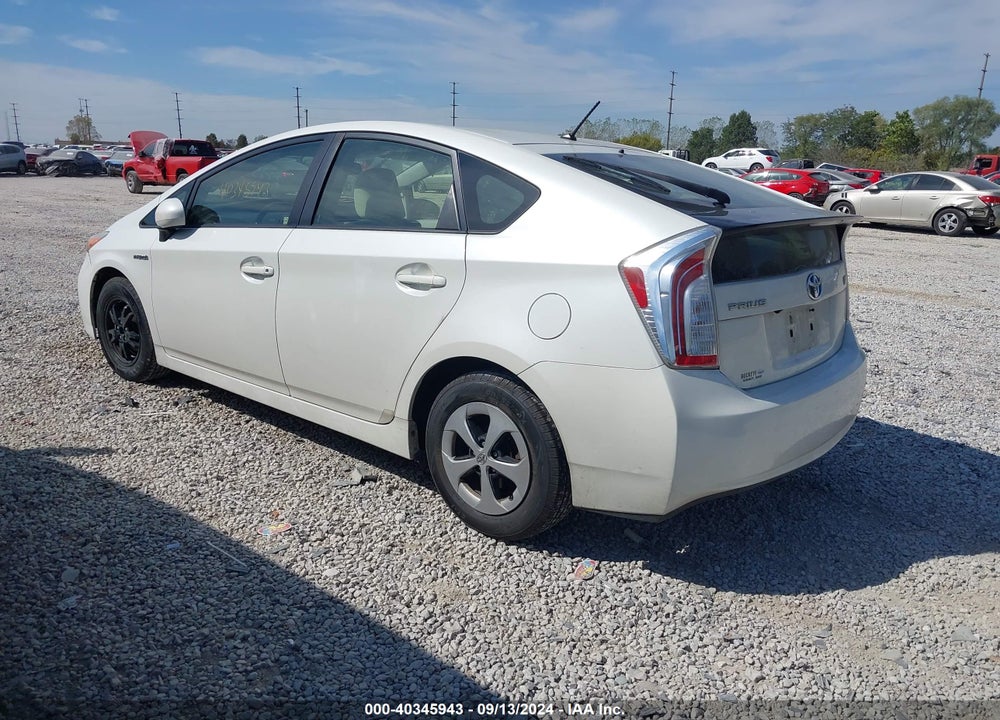 2015 TOYOTA PRIUS TWO VIN: JTDKN3DU9F0395586