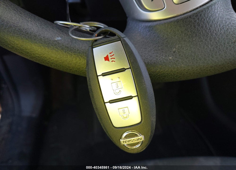 2015 NISSAN ROGUE SV VIN: 5N1AT2MV6FC909456