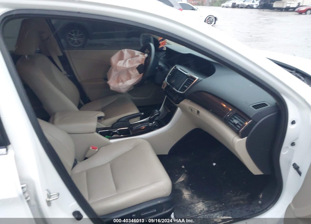 2016 HONDA ACCORD EX-L VIN: 1HGCR2F86GA106972