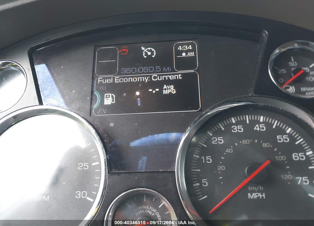 2015 KENWORTH T680 T680 VIN: 1XKYDP9X2FJ431141