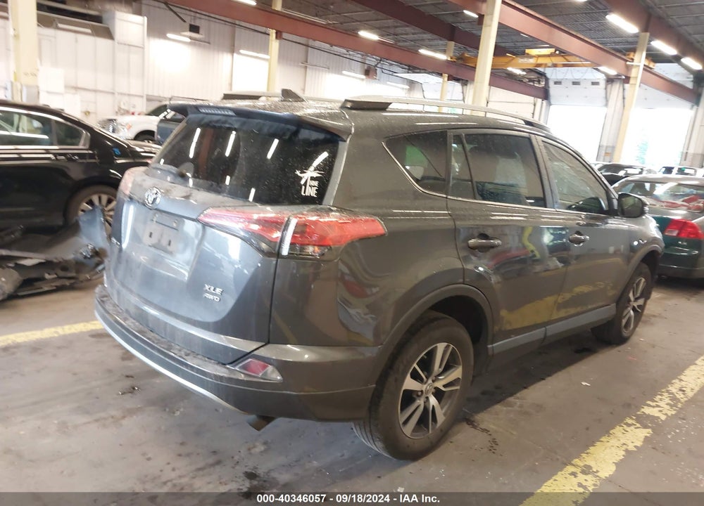 2017 TOYOTA RAV4 XLE VIN: 2T3RFREV0HW647875