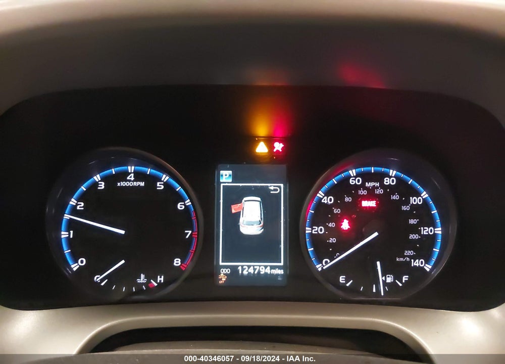 2017 TOYOTA RAV4 XLE VIN: 2T3RFREV0HW647875