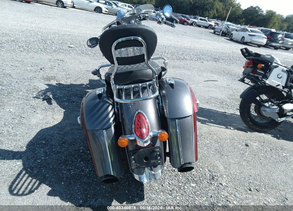 2018 INDIAN MOTORCYCLE CO. SPRINGFIELD VIN: 56KTHAAAXJ3368635