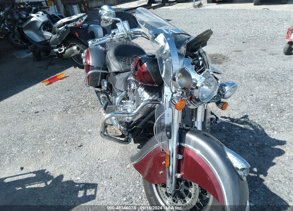 2018 INDIAN MOTORCYCLE CO. SPRINGFIELD VIN: 56KTHAAAXJ3368635