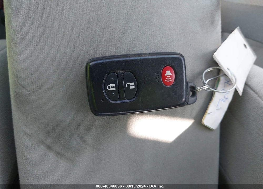 2014 TOYOTA PRIUS TWO VIN: JTDKN3DU0E0359901