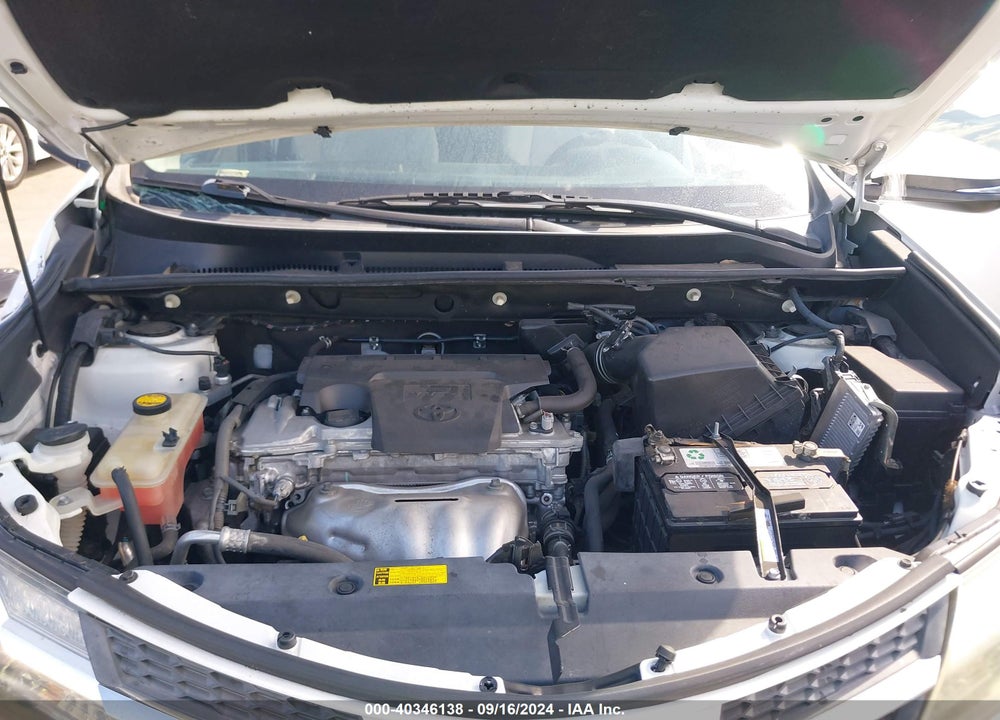 2014 TOYOTA RAV4 XLE VIN: 2T3RFREV1EW125574