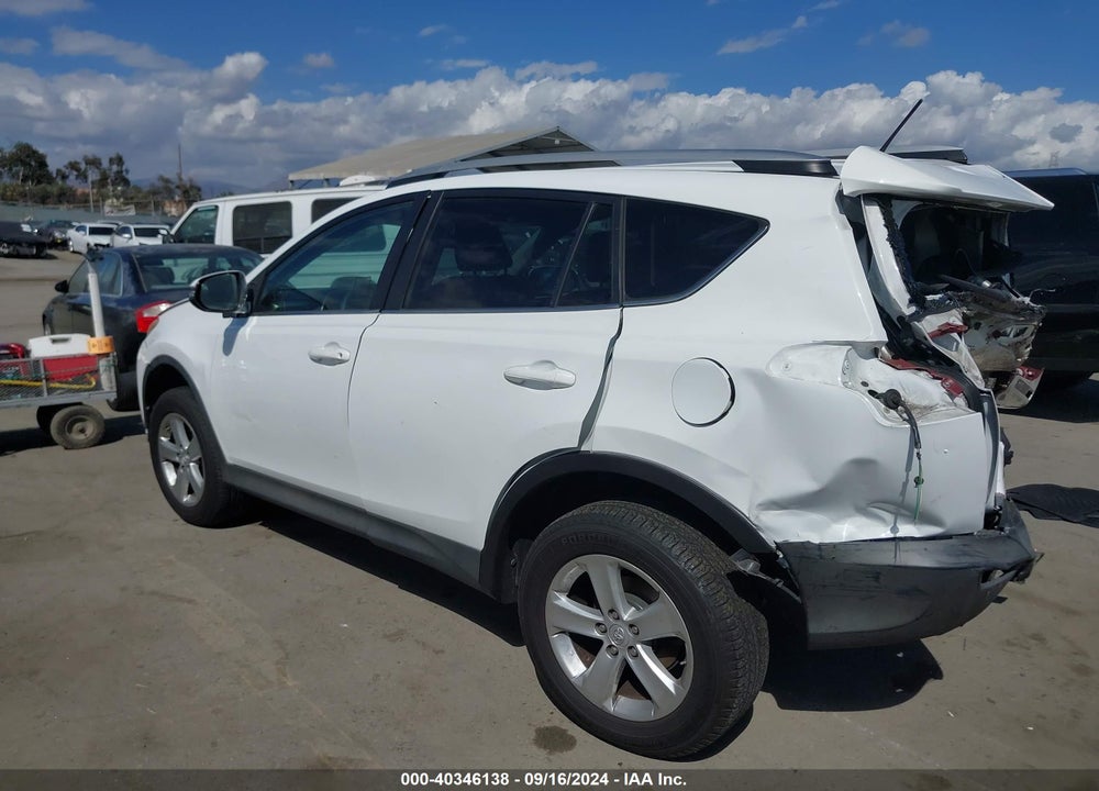 2014 TOYOTA RAV4 XLE VIN: 2T3RFREV1EW125574