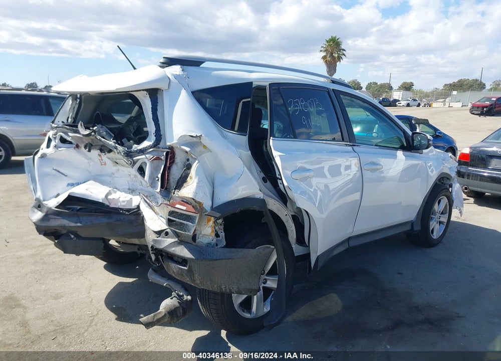 2014 TOYOTA RAV4 XLE VIN: 2T3RFREV1EW125574