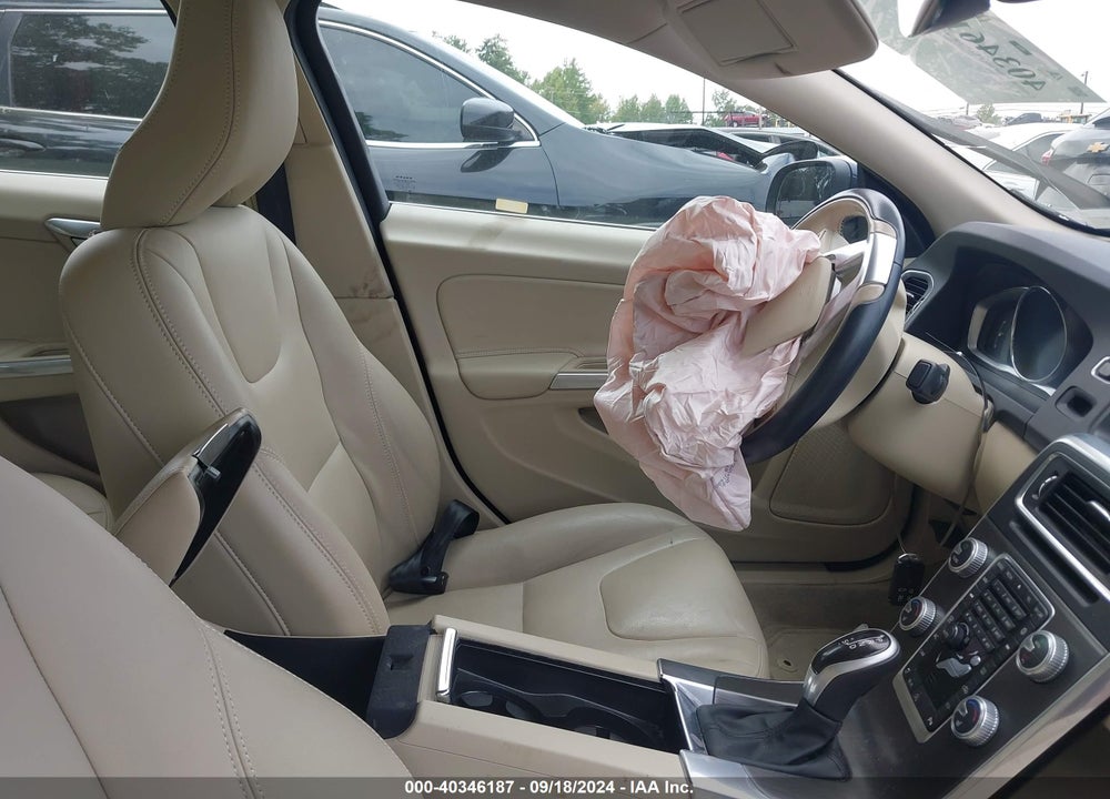 2016 VOLVO S60 T5 DRIVE-E PREMIER VIN: YV126MFK4G2396563