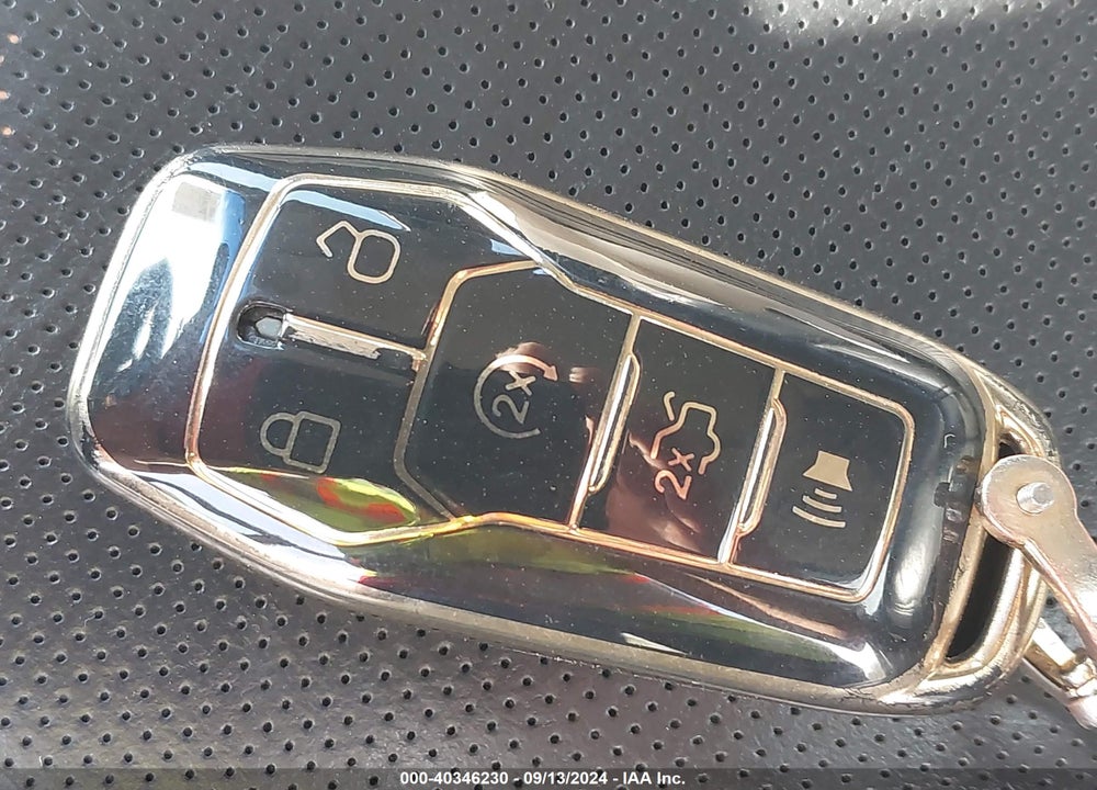 2015 LINCOLN MKZ VIN: 3LN6L2J97FR615711