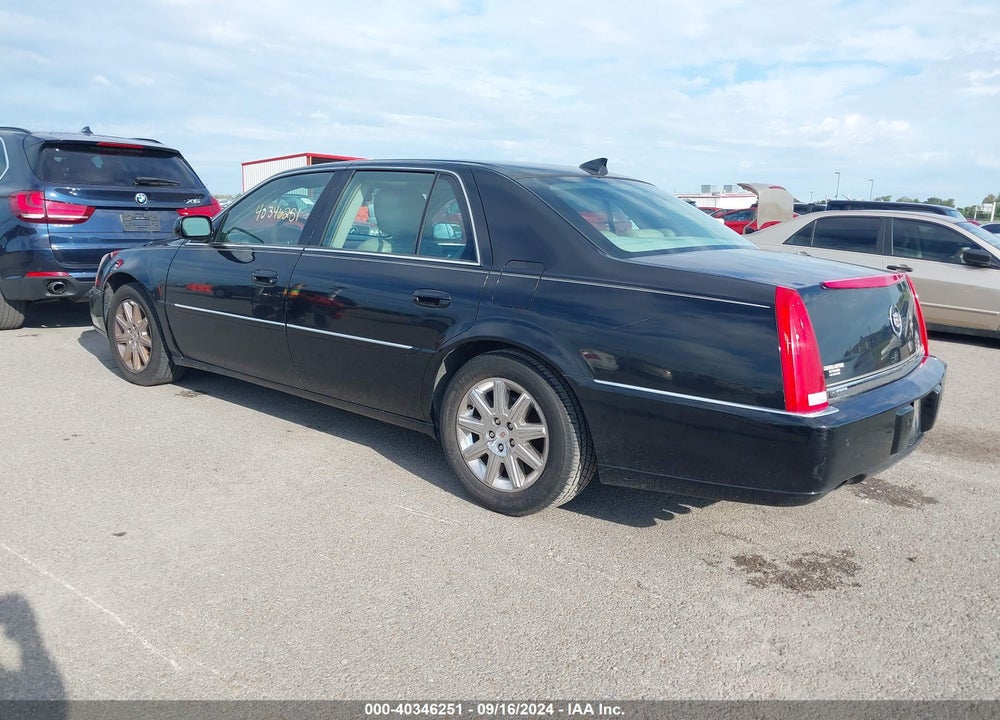 2011 CADILLAC DTS PREMIUM COLLECTION VIN: 1G6KH5E6XBU124464