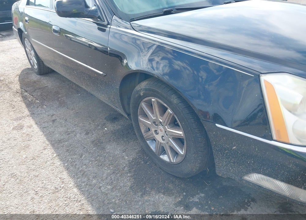 2011 CADILLAC DTS PREMIUM COLLECTION VIN: 1G6KH5E6XBU124464