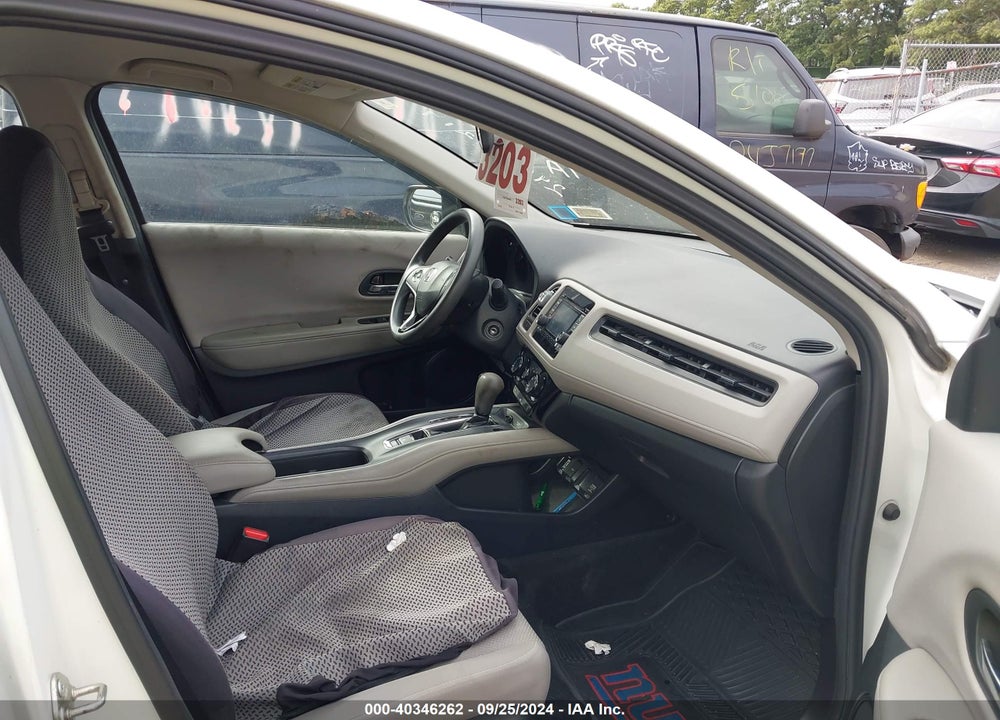 2016 HONDA HR-V LX VIN: 3CZRU6H34GM722621