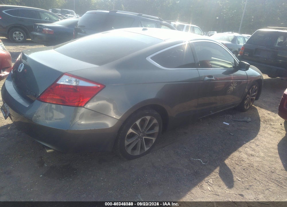 2009 HONDA ACCORD VIN: 1HGCS12809A012674
