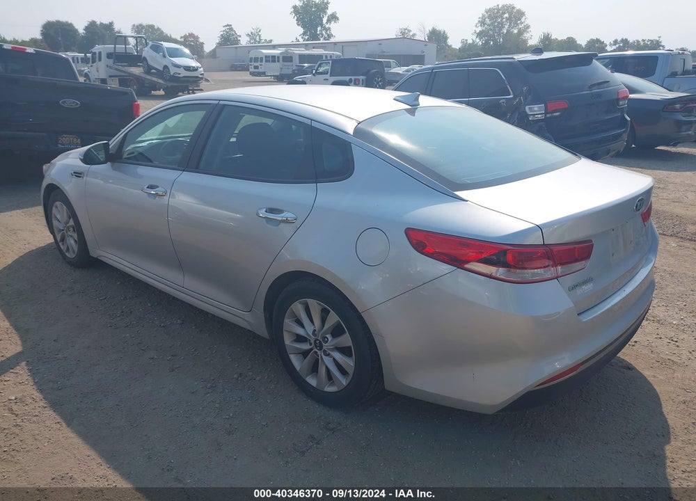 2016 KIA OPTIMA LX VIN: 5XXGT4L32GG075780