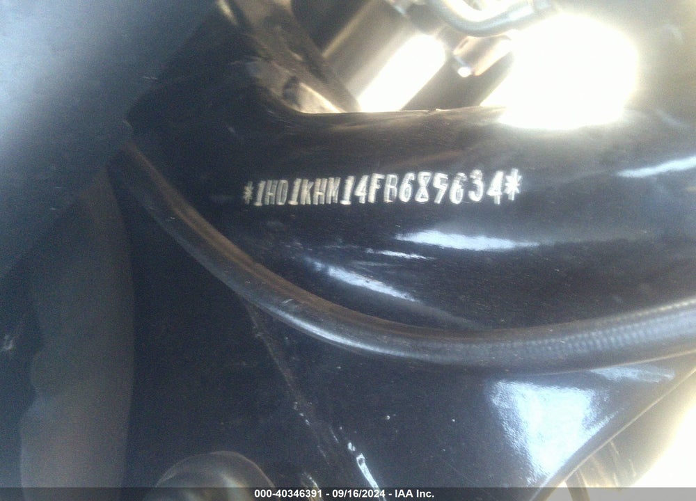 2015 HARLEY-DAVIDSON FLTRX ROAD GLIDE VIN: 1HD1KHM14FB689634