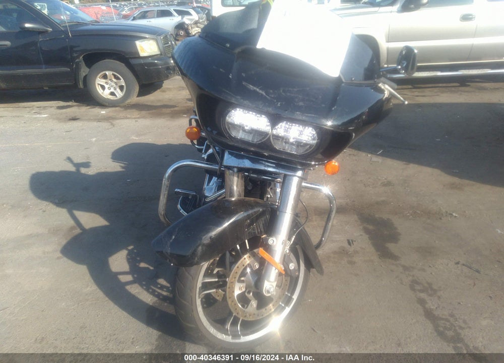2015 HARLEY-DAVIDSON FLTRX ROAD GLIDE VIN: 1HD1KHM14FB689634