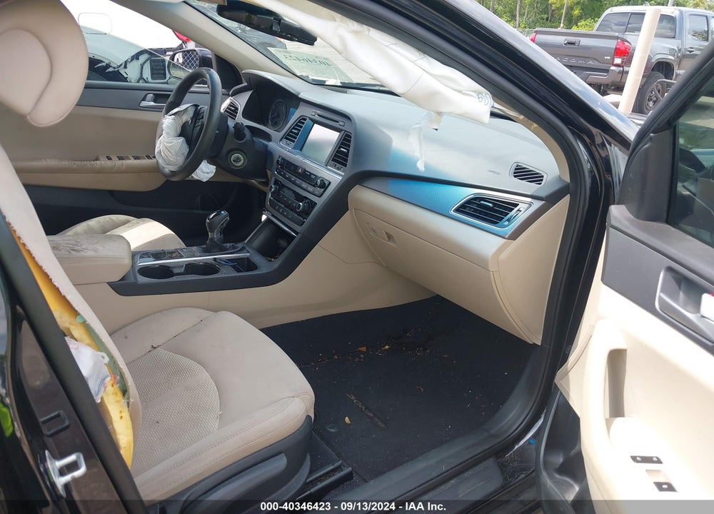 2016 HYUNDAI SONATA SE VIN: 5NPE24AF0GH350560