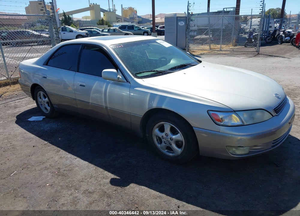 1999 LEXUS ES 300 VIN: JT8BF28G2X0167845