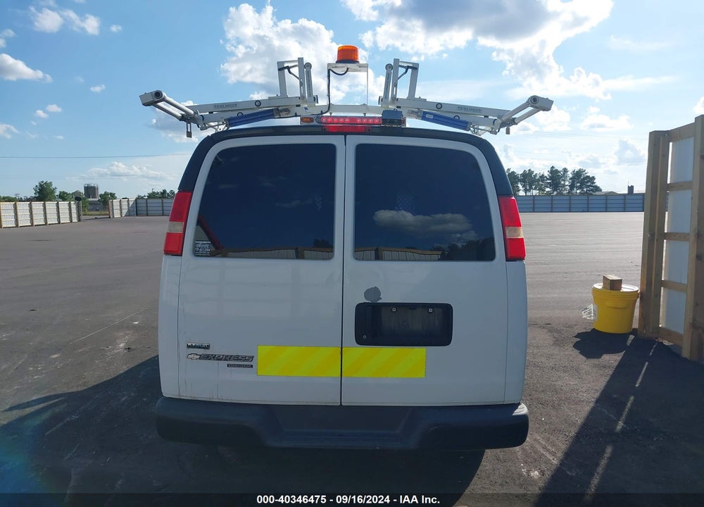 2011 CHEVROLET EXPRESS 2500 WORK VAN VIN: 1GCWGFCGXB1163074