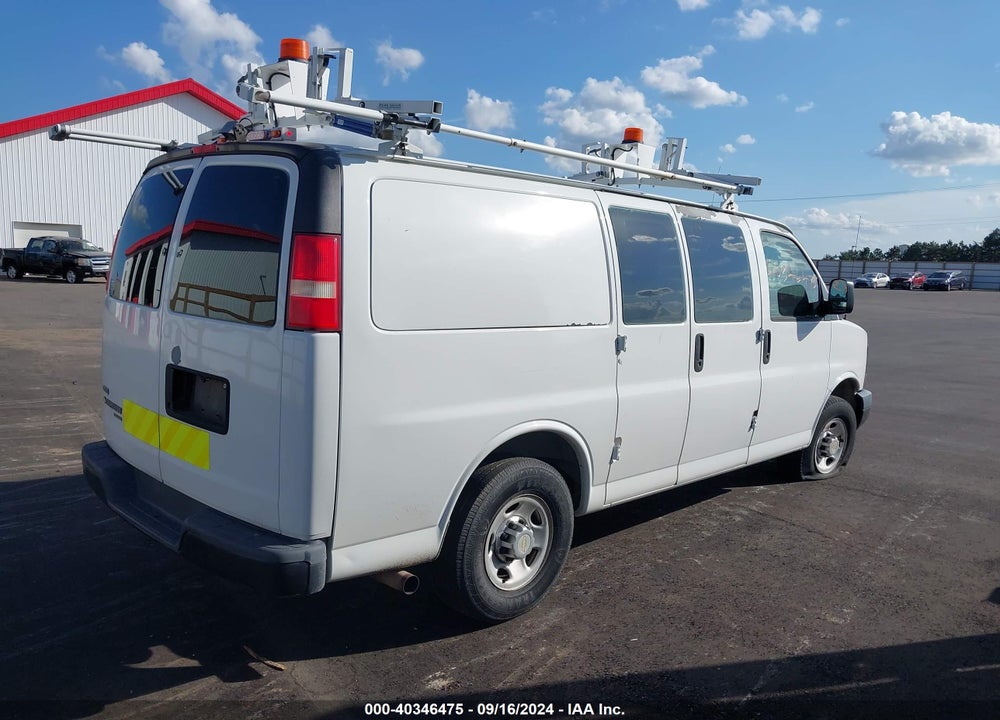 2011 CHEVROLET EXPRESS 2500 WORK VAN VIN: 1GCWGFCGXB1163074
