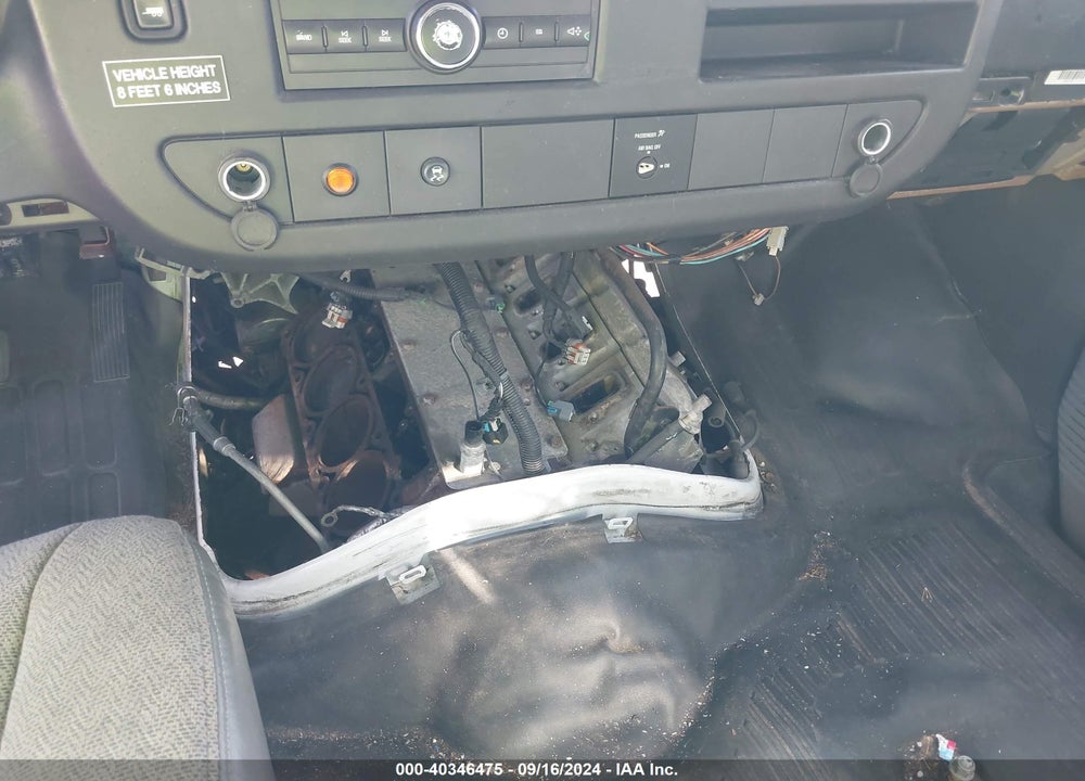 2011 CHEVROLET EXPRESS 2500 WORK VAN VIN: 1GCWGFCGXB1163074