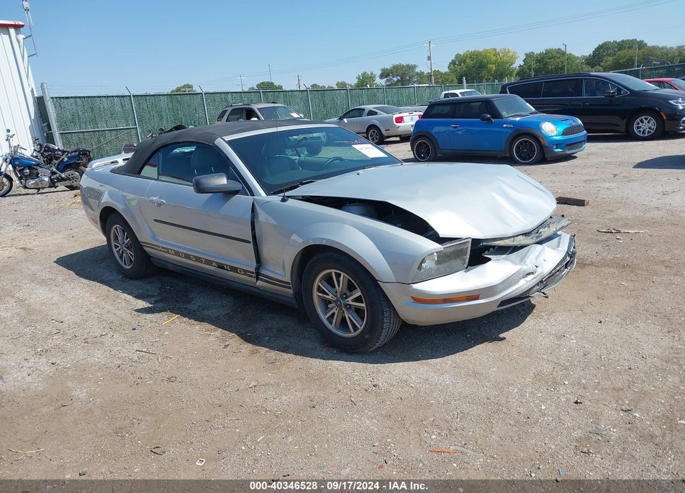 2005 FORD MUSTANG VIN: 1ZVFT84N555217167