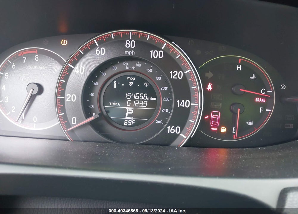 2017 HONDA ACCORD SPORT VIN: 1HGCR2F52HA272221