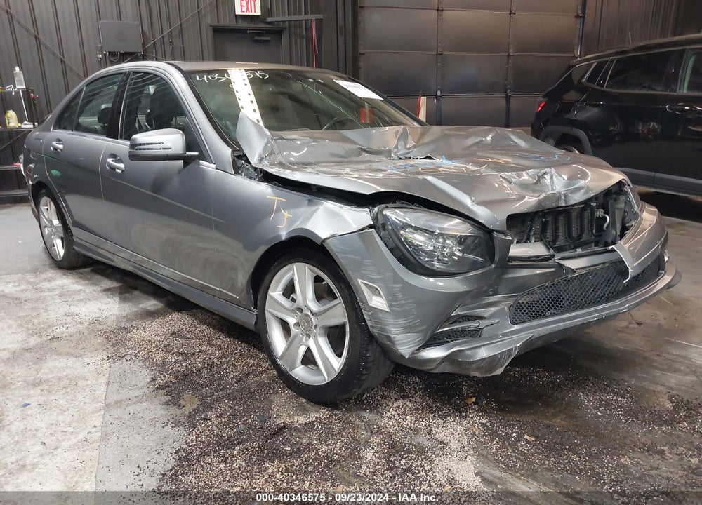 2011 MERCEDES-BENZ C 300 LUXURY 4MATIC/SPORT 4MATIC VIN: WDDGF8BB1BR144896