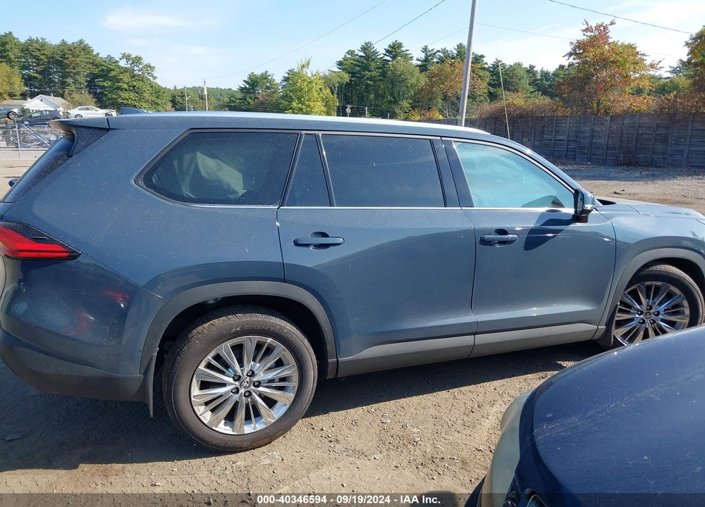 2024 TOYOTA GRAND HIGHLANDER PLATINUM VIN: 5TDAAAB53RS057092