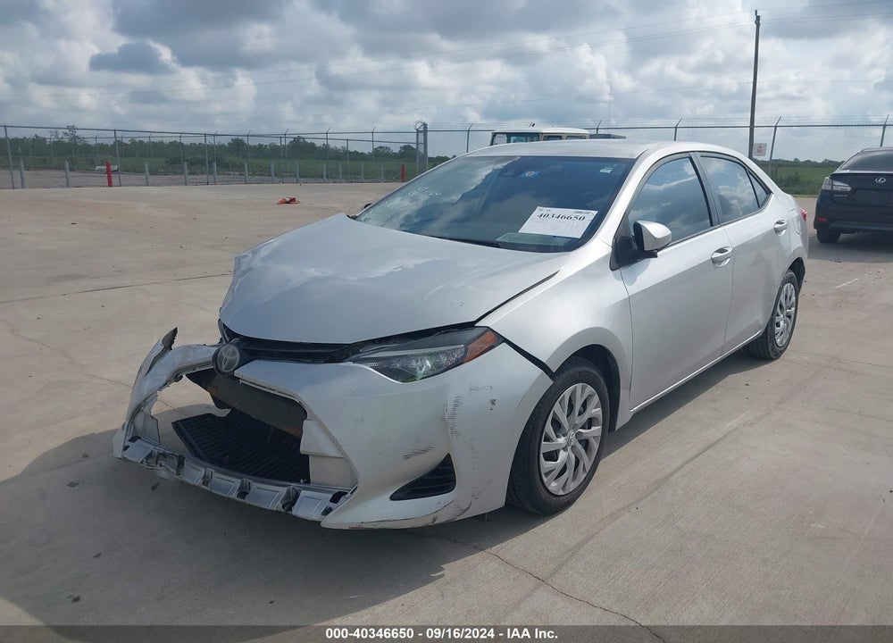 2017 TOYOTA COROLLA LE VIN: 5YFBURHEXHP605484