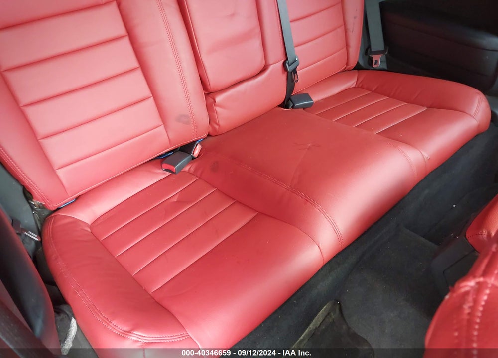 2011 DODGE CHALLENGER SRT8 VIN: 2B3CJ7DJ5BH501780
