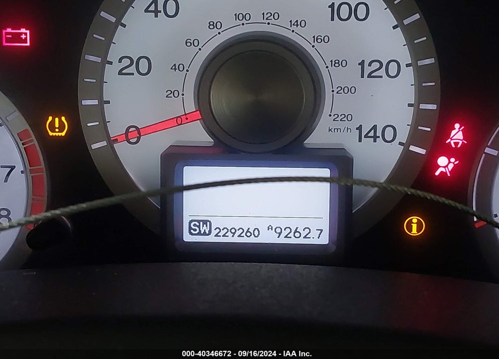 2011 HONDA PILOT TOURING VIN: 5FNYF3H91BB022888