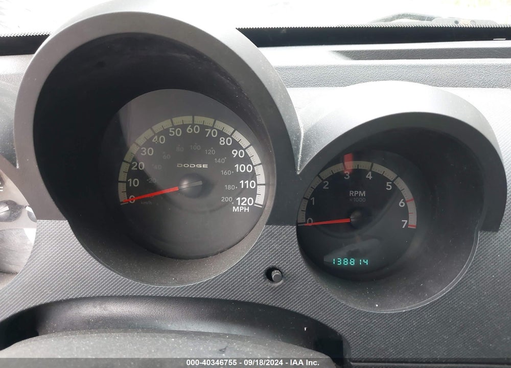 2007 DODGE NITRO SXT VIN: 1D8GU28K57W589401